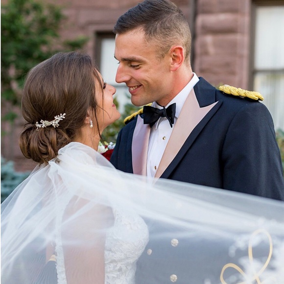 Meet your Posher, Hannah - Picture 3 of 5